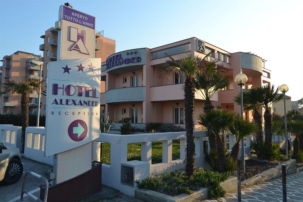 Mia Hotel Numana Bagian luar foto